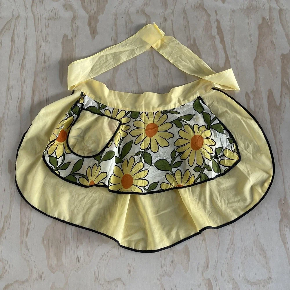 Vintage 70s Yellow Daisy Floral Half‎ Waist Apron Womens One Size Retro Kitchen